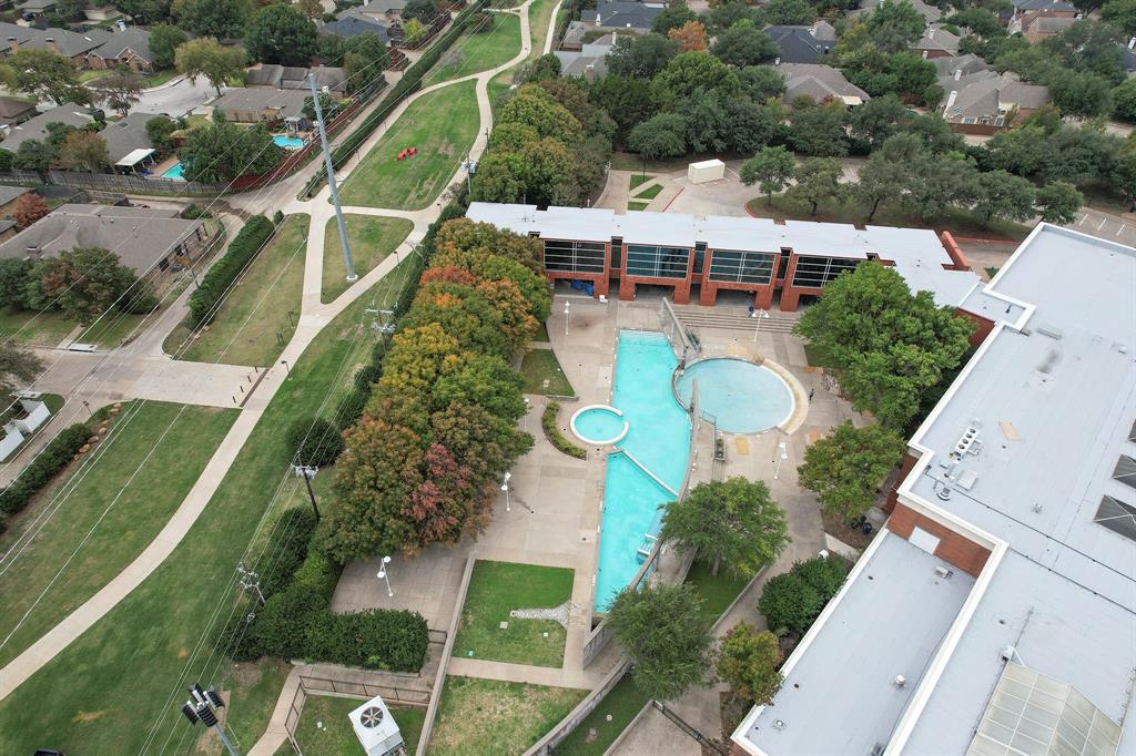 14592 Greenleaf Court Addison, TX 75001 - Photo 28 of 30 an aerial view of a house