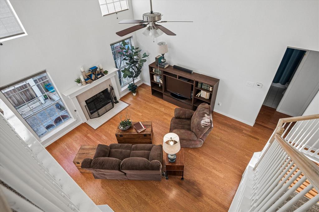 14592 Greenleaf Court Addison, TX 75001 - Photo 6 of 30 a living room with furniture