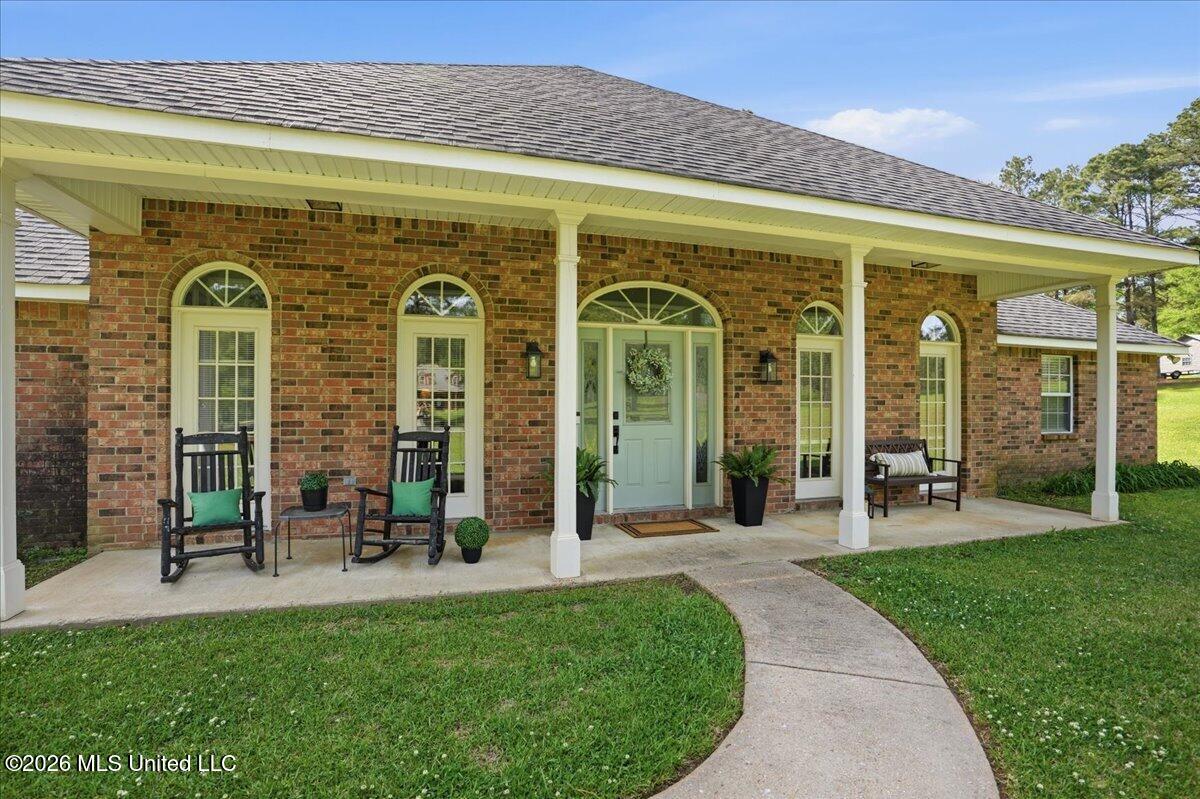 1170 Spring Lake Cove Raymond, MS 39154 - Photo 5 of 49 04-1170_Spring_Lake_Cove_041