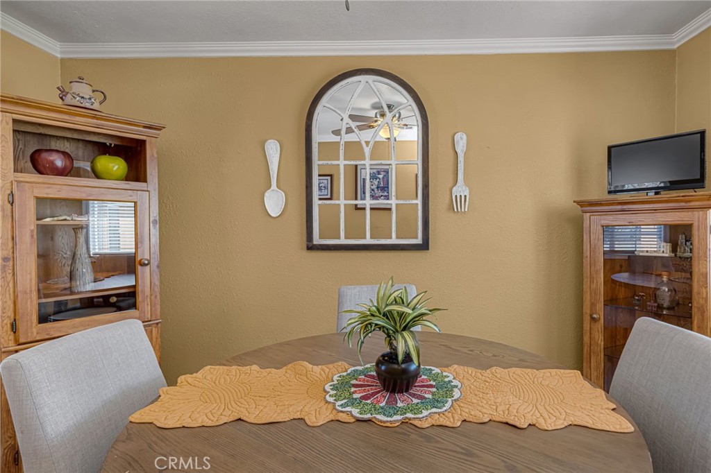 9504 Van Ruiten Street Bellflower, CA 90706 - Photo 14 of 32