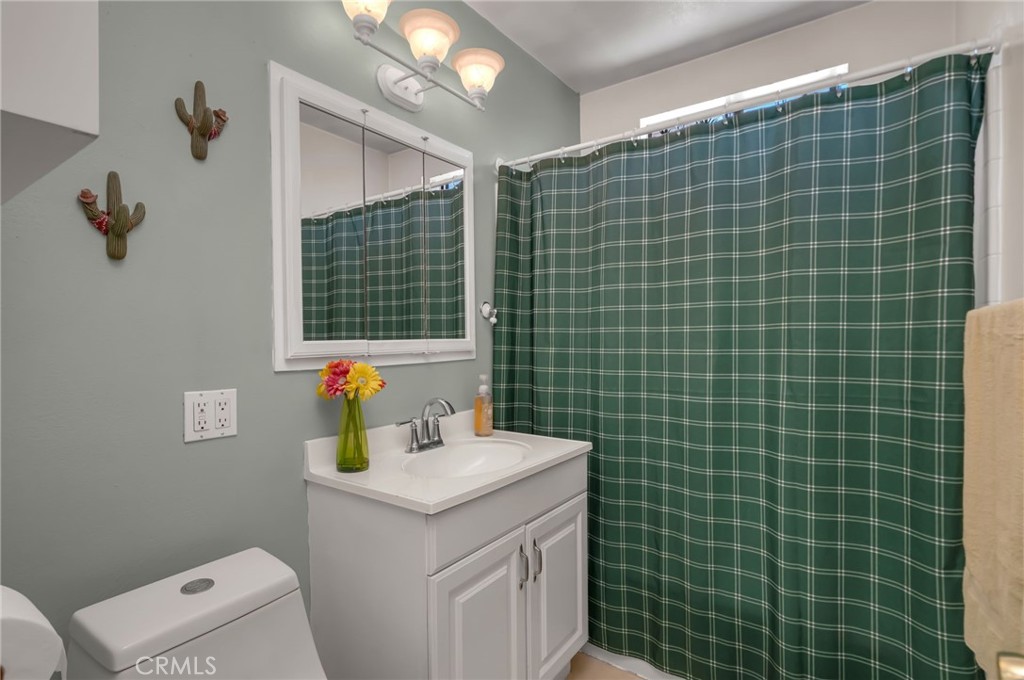 9504 Van Ruiten Street Bellflower, CA 90706 - Photo 19 of 32