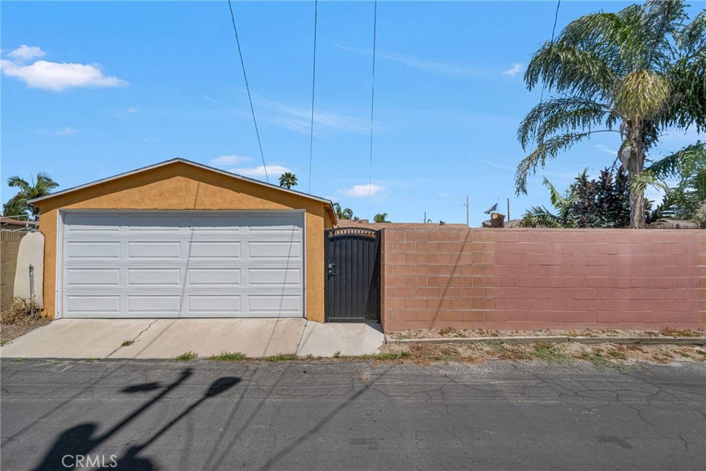 9504 Van Ruiten Street Bellflower, CA 90706 - Photo 27 of 32