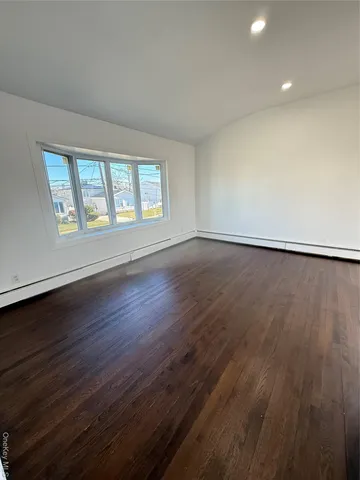 $775,000 | 300 Branch Avenue, Freeport, NY 11520