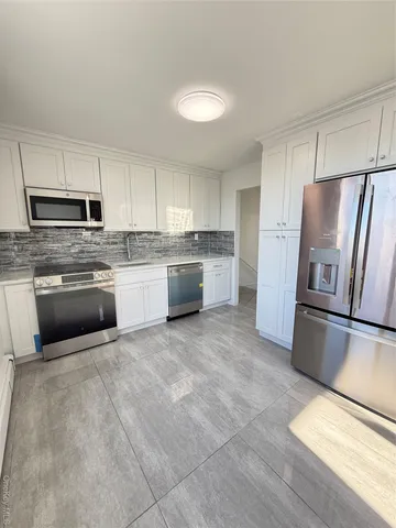 $775,000 | 300 Branch Avenue, Freeport, NY 11520