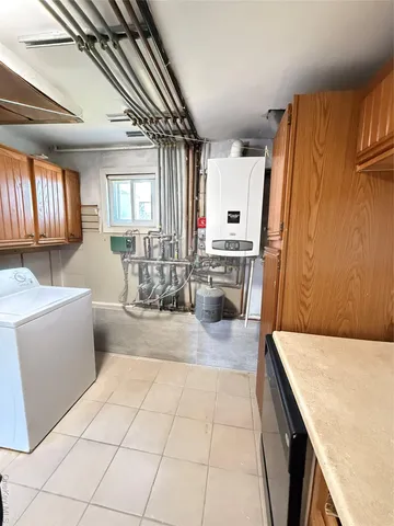 $775,000 | 300 Branch Avenue, Freeport, NY 11520