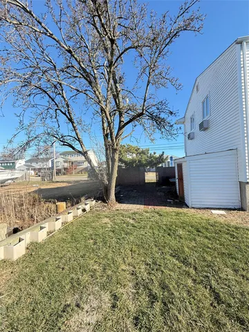 $775,000 | 300 Branch Avenue, Freeport, NY 11520