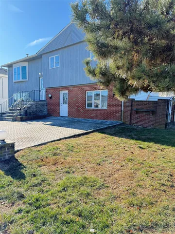 $775,000 | 300 Branch Avenue, Freeport, NY 11520