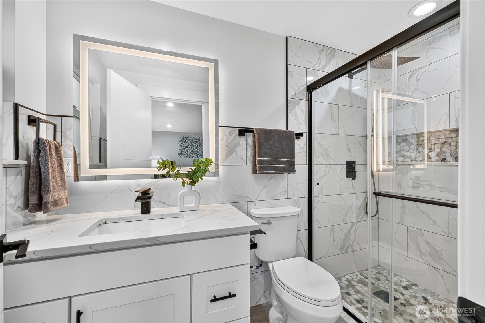23119 80th Place West Edmonds, WA 98026 - Photo 21 of 40