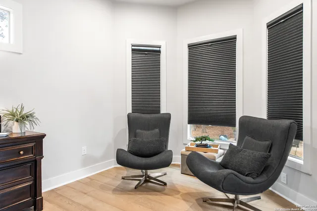 $1,375,000 | 8614 Wild Wind, Garden Ridge, TX 78266