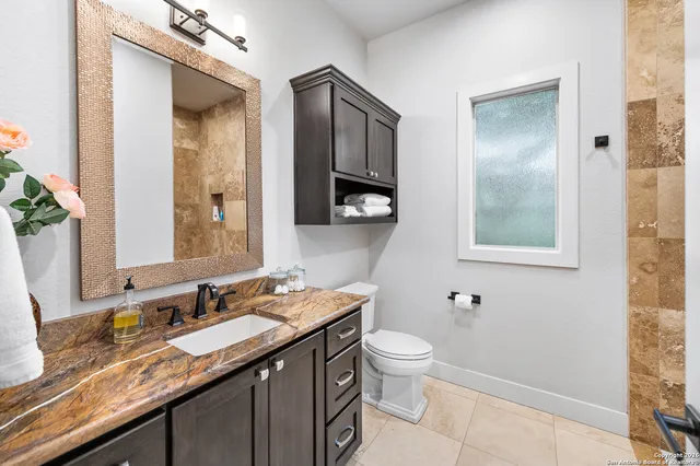 $1,375,000 | 8614 Wild Wind, Garden Ridge, TX 78266