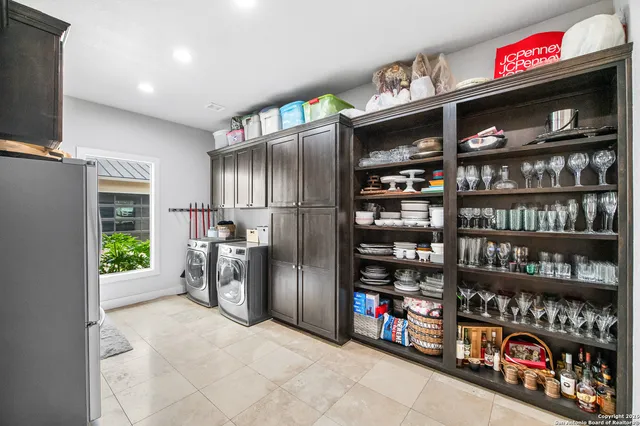 $1,375,000 | 8614 Wild Wind, Garden Ridge, TX 78266