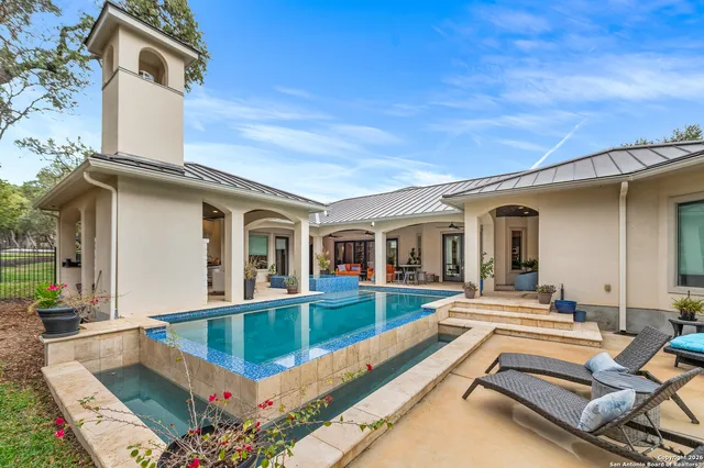 $1,375,000 | 8614 Wild Wind, Garden Ridge, TX 78266