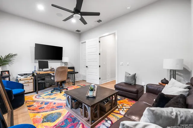 $1,375,000 | 8614 Wild Wind, Garden Ridge, TX 78266