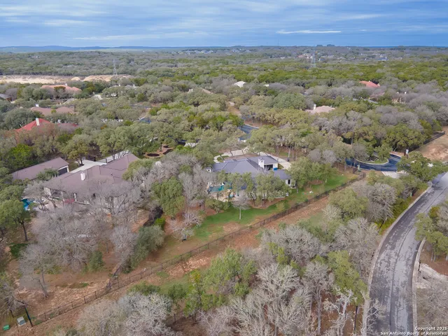 $1,375,000 | 8614 Wild Wind, Garden Ridge, TX 78266
