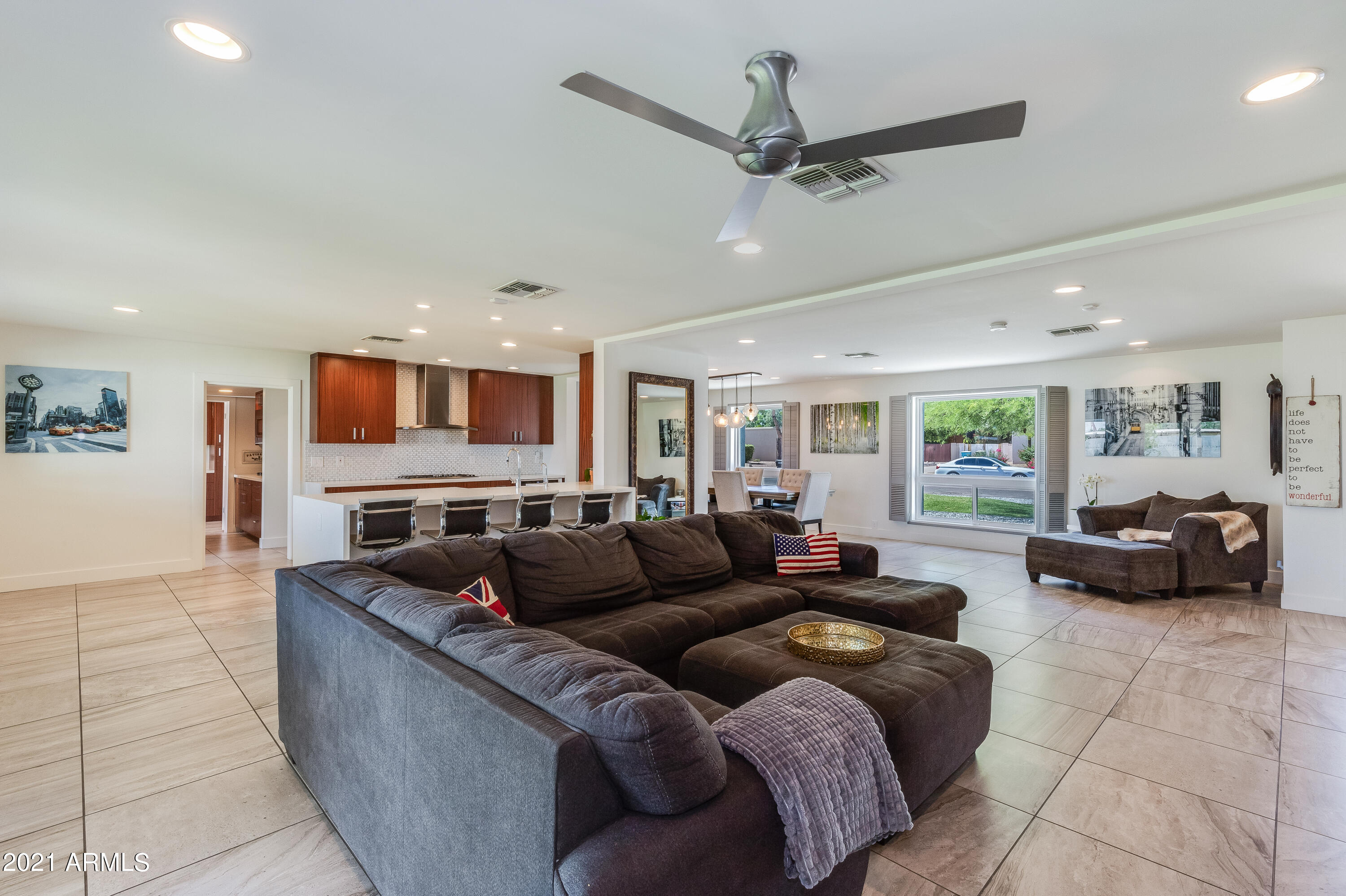 5429 East Bloomfield Road Scottsdale, AZ 85254 - Photo 12 of 45 Great flow