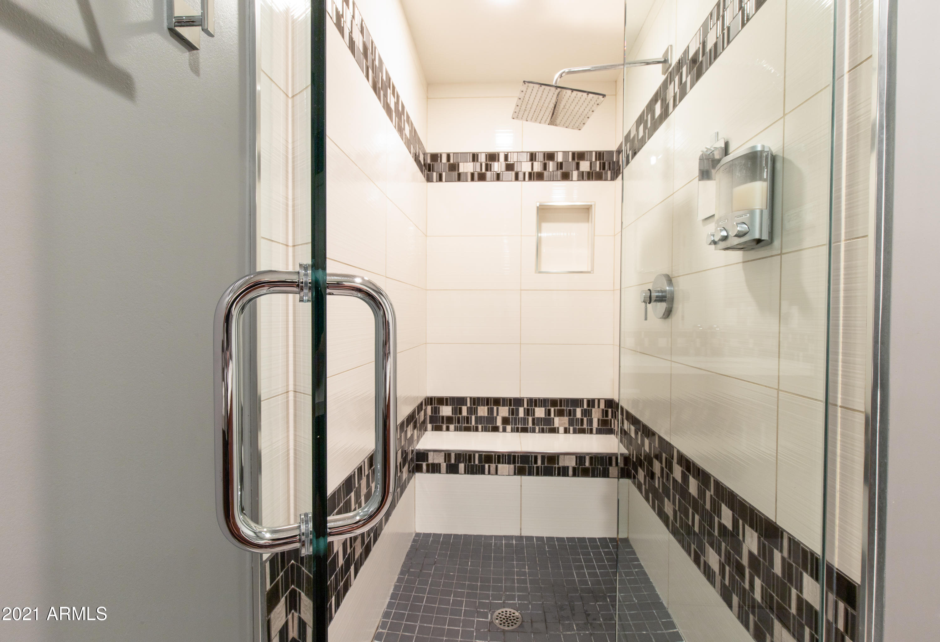 5429 East Bloomfield Road Scottsdale, AZ 85254 - Photo 33 of 45 Large shower