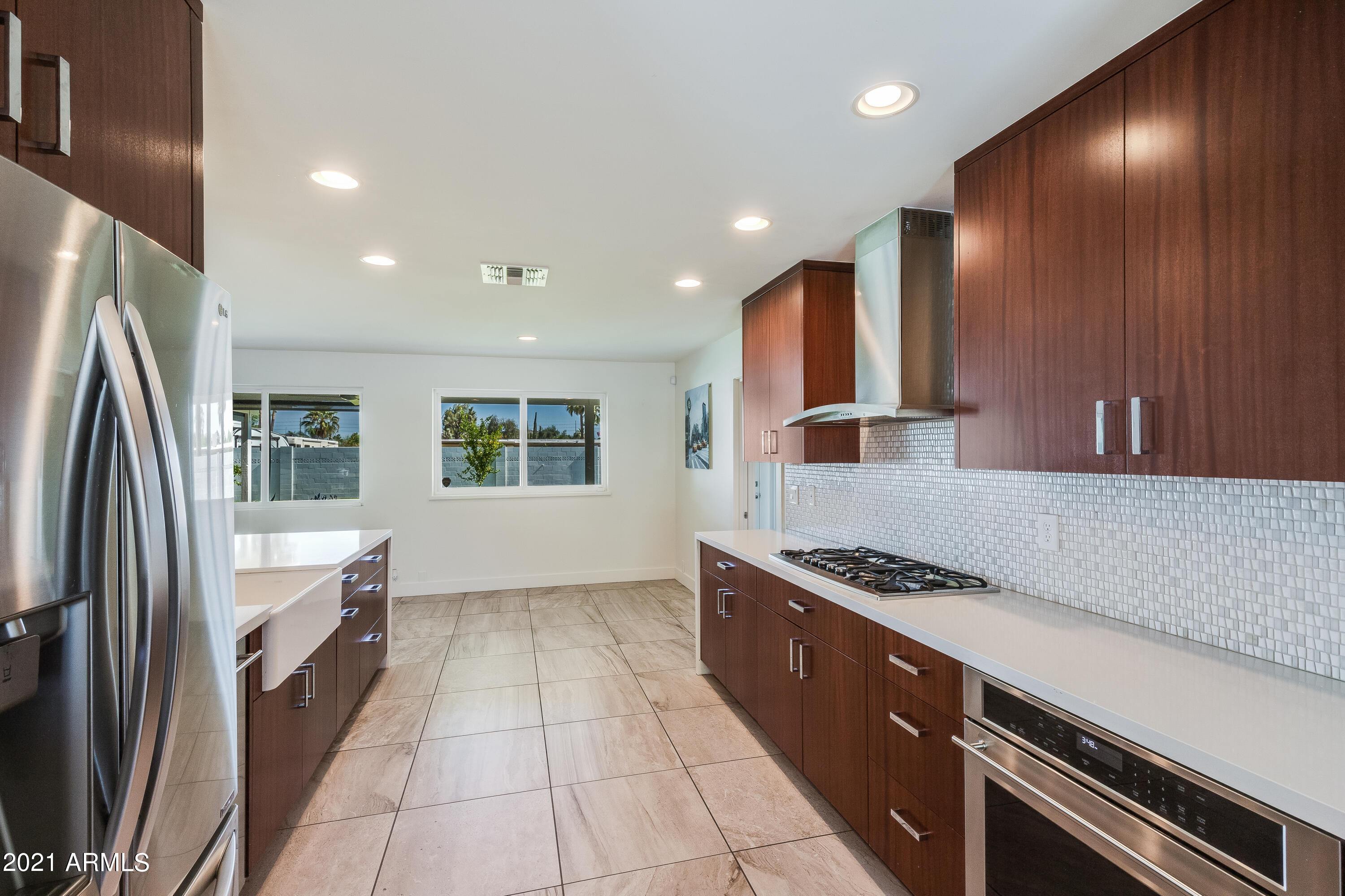 5429 East Bloomfield Road Scottsdale, AZ 85254 - Photo 6 of 45 Stainless appliances