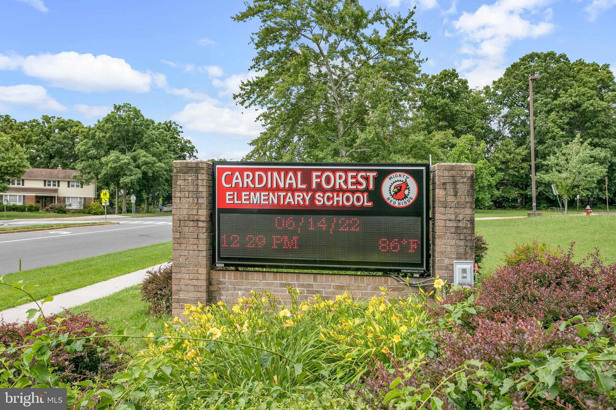 5904 Kingsford Road, Unit 422 Springfield, VA 22152 - Photo 24 of 28 walking distance to elementary school