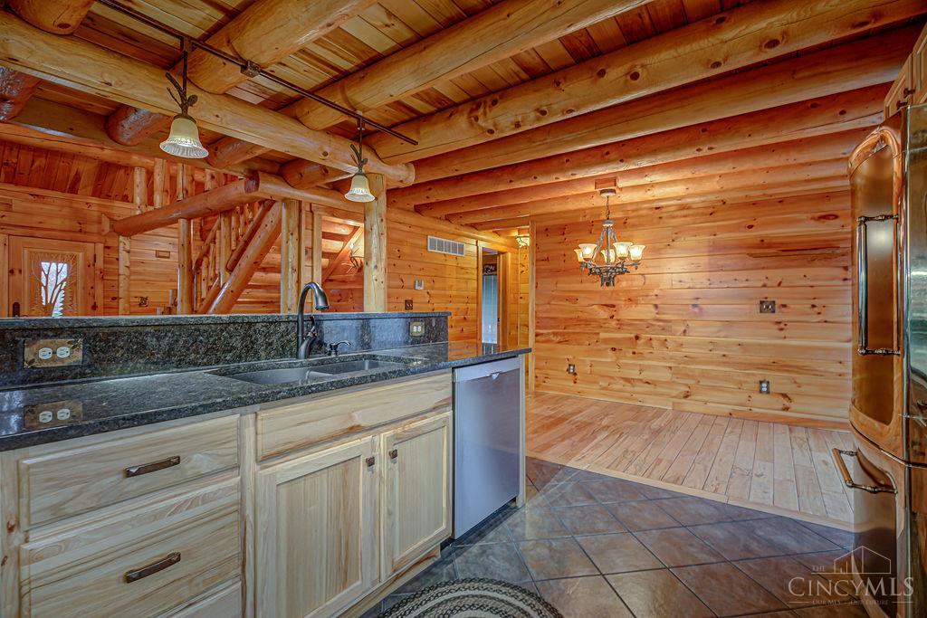 6415 Township Line Road Waynesville, OH 45068 - Photo 11 of 68 Gallery Image 11