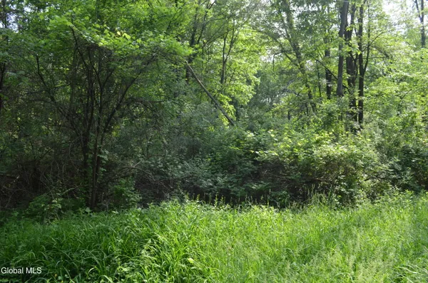 $79,900 | 9 Cedar Road, Bethlehem, NY 12158