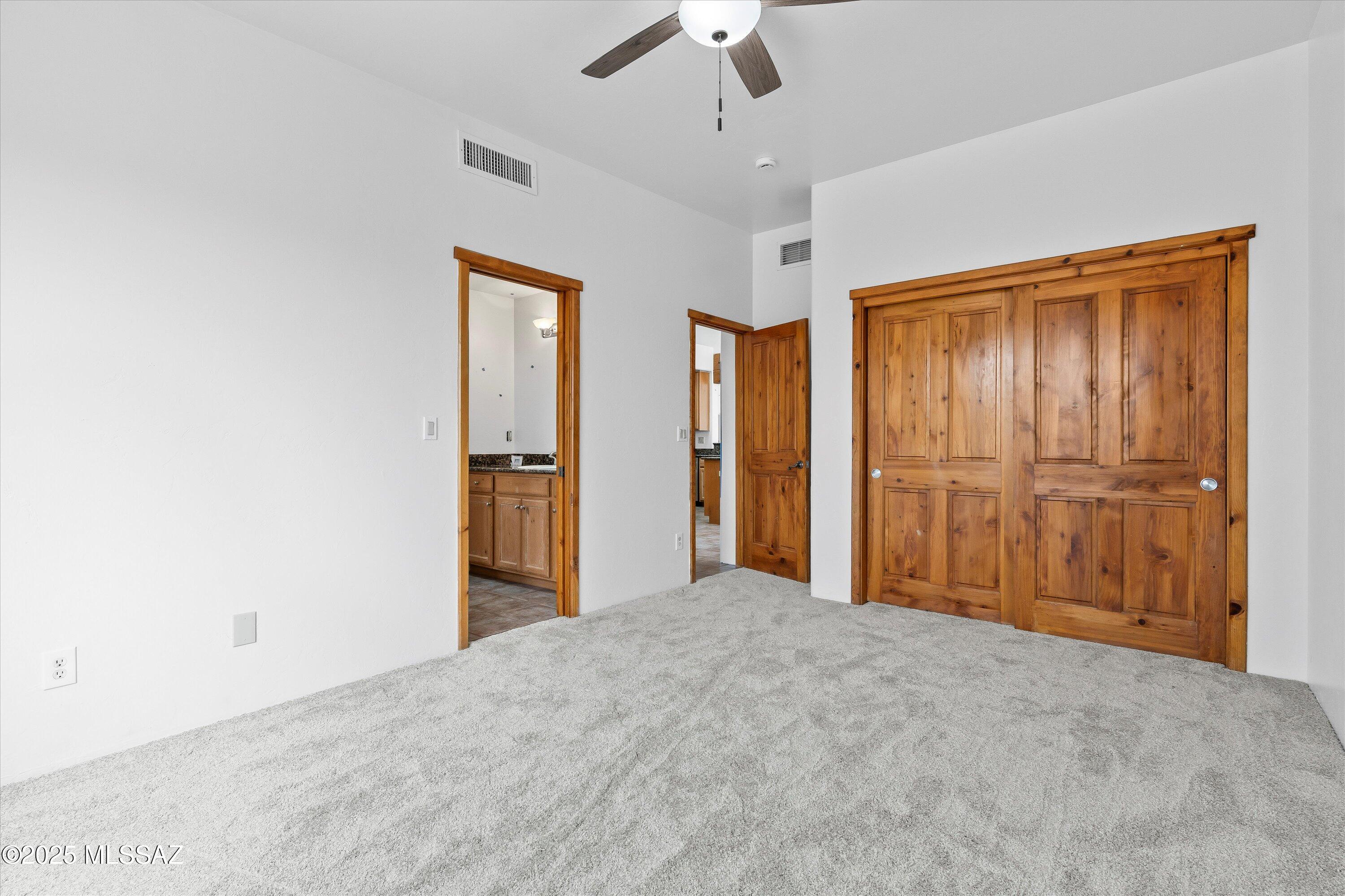 6200 North Abington Road Tucson, AZ 85743 - Photo 25 of 40 34-Bedroom 4