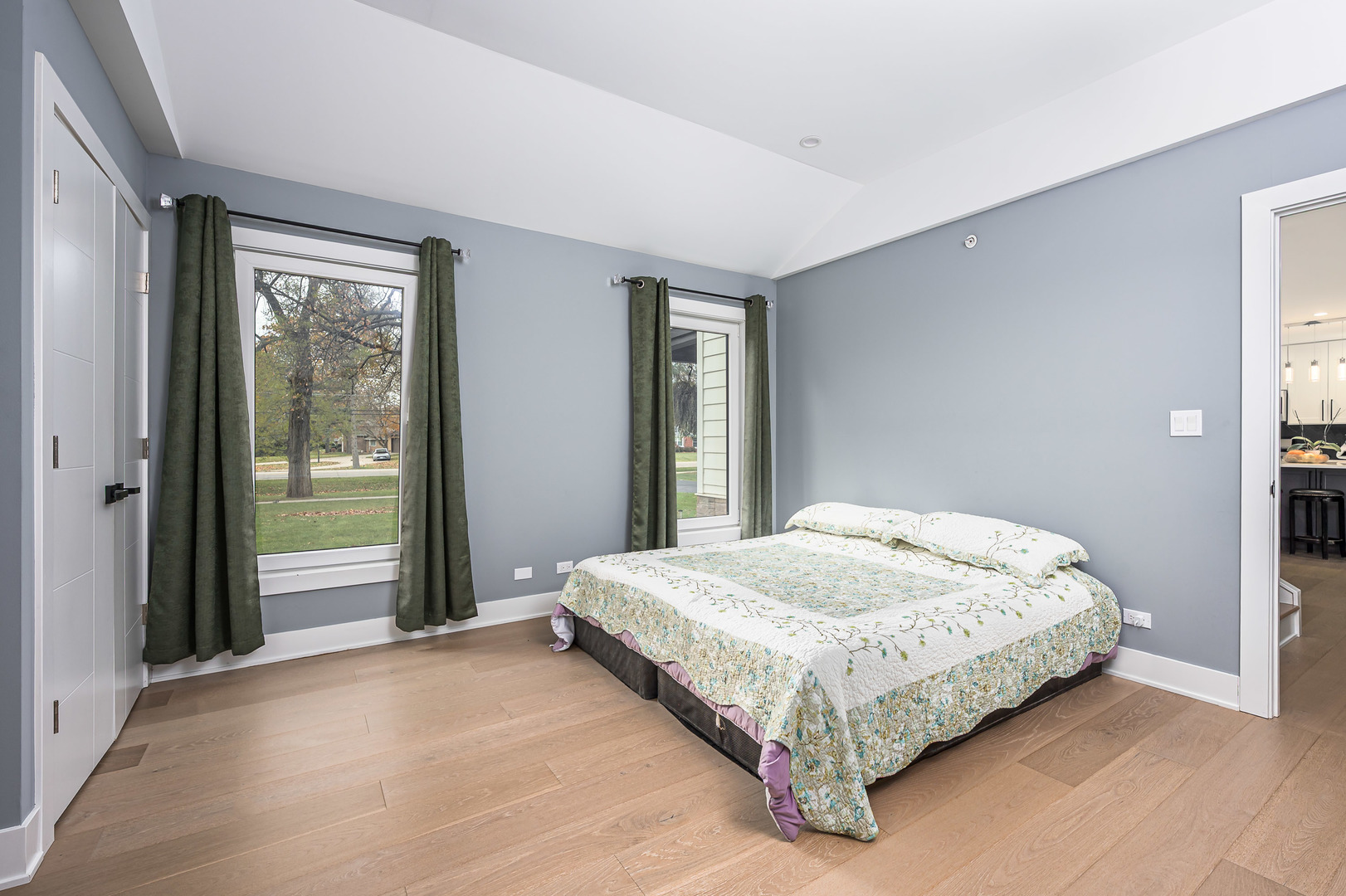 101 North Schoenbeck Road Prospect Heights, IL 60070 - Photo 12 of 30