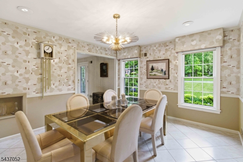 39 Meadowbrook Road Randolph, NJ 07869 - Photo 13 of 47