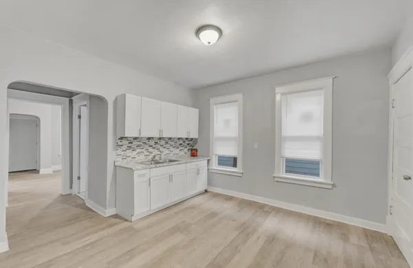 $239,900 | 2827 West Grant Street, Milwaukee, WI 53215