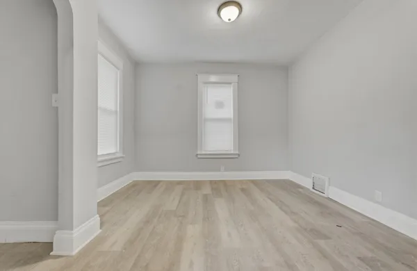 $239,900 | 2827 West Grant Street, Milwaukee, WI 53215