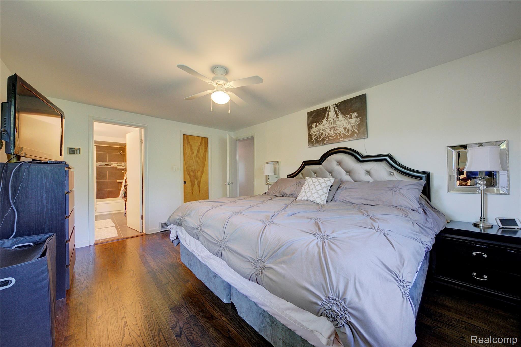7185 Springridge Road West Bloomfield, MI 48322 - Photo 60 of 83 4H8A9197_8_9.jpg