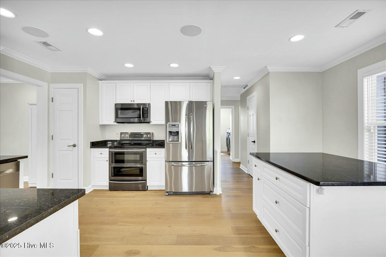 7384 Ruby Stone Court Leland, NC 28451 - Photo 8 of 41 tempImage0dUXqH