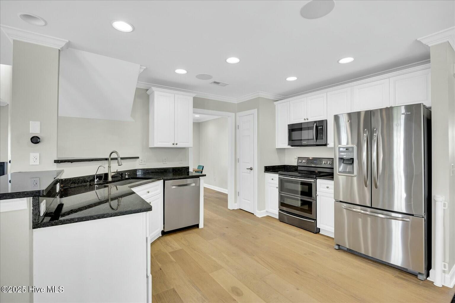 7384 Ruby Stone Court Leland, NC 28451 - Photo 9 of 41 tempImageRyiNI5