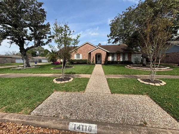 $2,400 | 14110 Ella Lee Lane, Houston, TX 77077