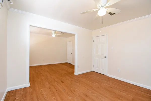 $2,400 | 14110 Ella Lee Lane, Houston, TX 77077