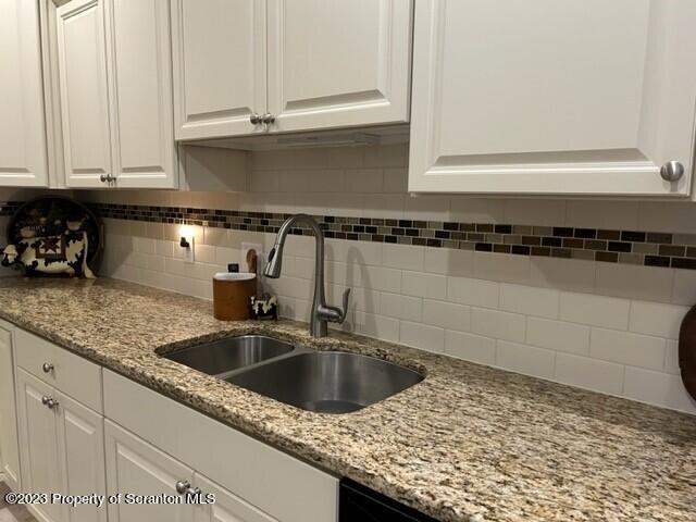 118 Wyndham Road Clarks Summit, PA 18411 - Photo 3 of 21 a kitchen with a sink and cabinets