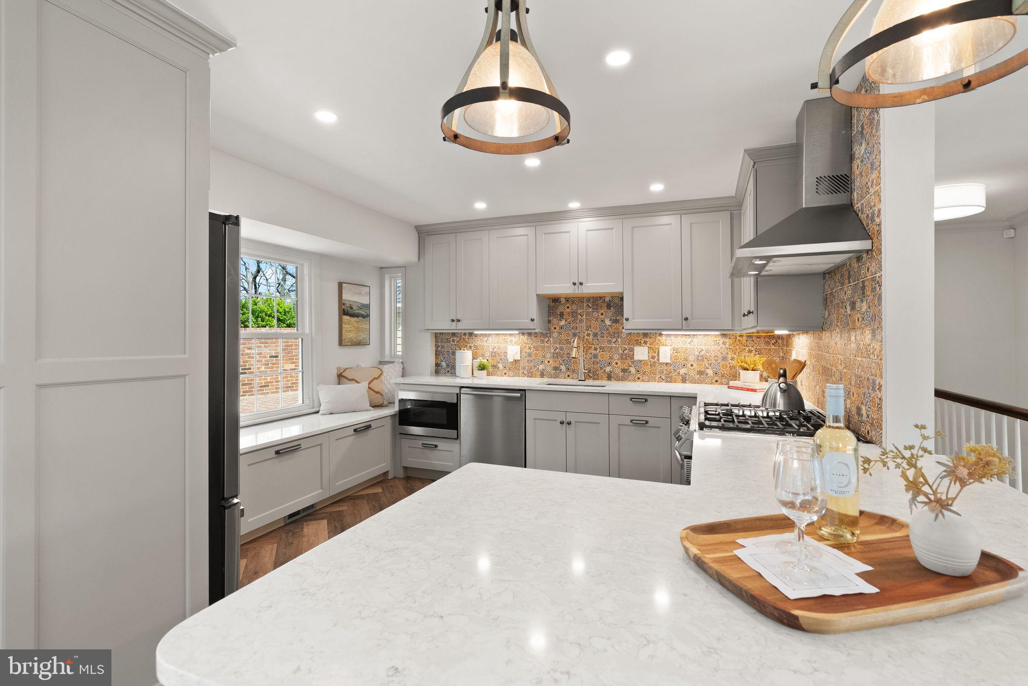 3802 Cameron Mills Road Alexandria, VA 22305 - Photo 14 of 64 Check Out This Kitchen!