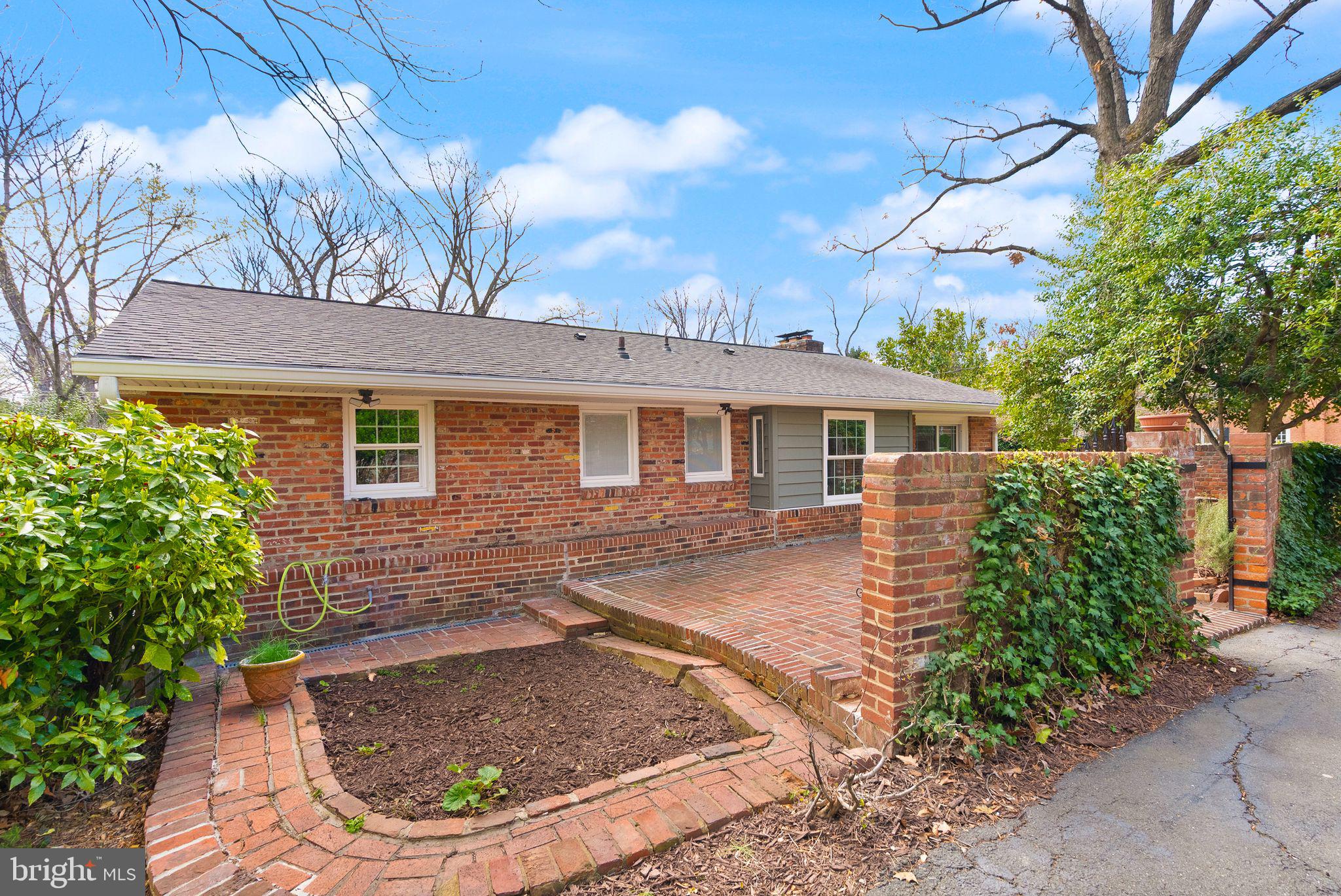 3802 Cameron Mills Road Alexandria, VA 22305 - Photo 52 of 64 Gallery Image 52