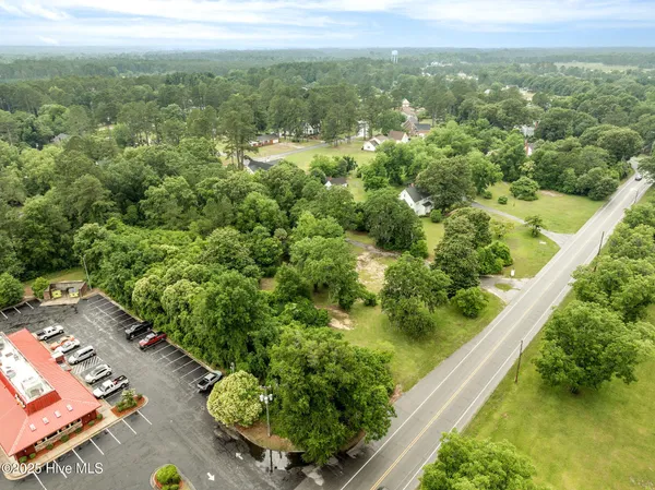 $130,000 | 1501 West Broad Street, Elizabethtown, NC 28337
