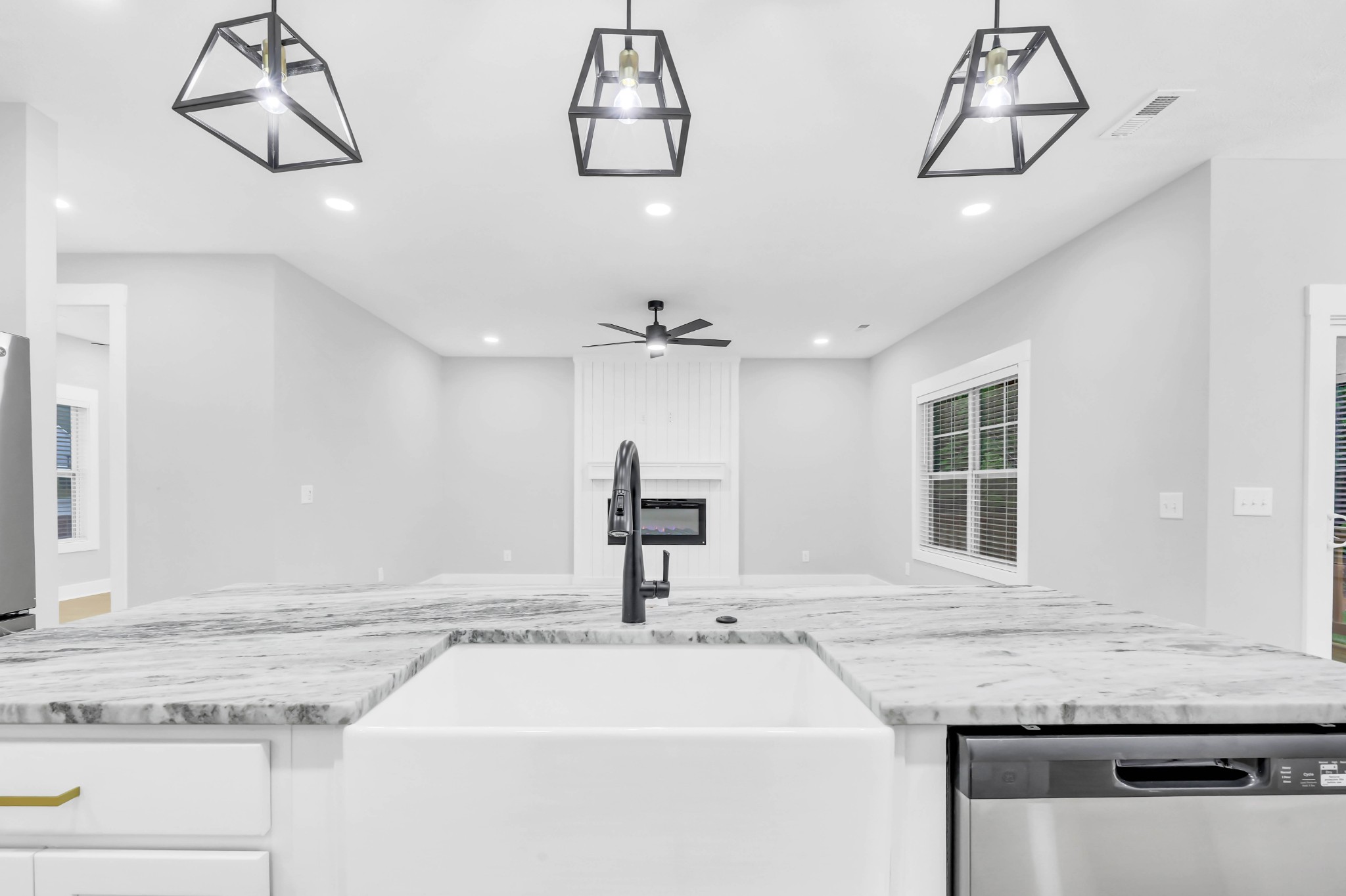 1129 Black Rock Road Clarksville, TN 37040 - Photo 16 of 45 Gallery Image 16
