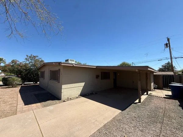 $2,200 | 325 East Continental Drive, Tempe, AZ 85288
