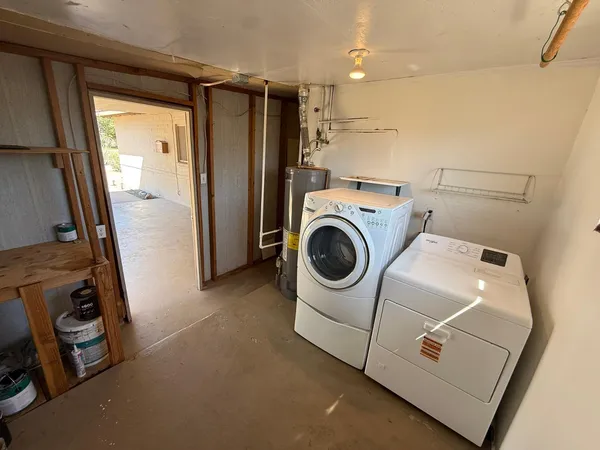 $2,200 | 325 East Continental Drive, Tempe, AZ 85288