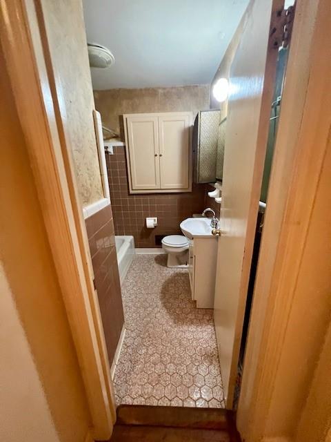 660 Hickory 3 Contiguous Trail Southeast Mableton, GA 30126 - Photo 27 of 35 a view of living room with baby crib