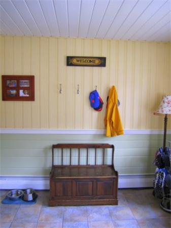 27 Alan Road Hamilton, MA 01982 - Photo 7 of 19 Gallery Image 7