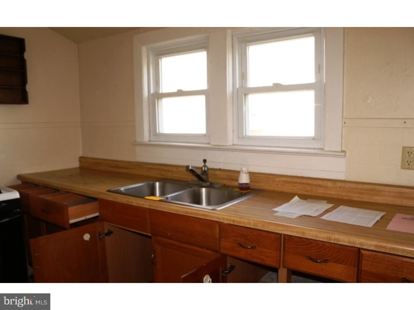 503 Delaware Avenue Riverside, NJ 08075 - Photo 10 of 25