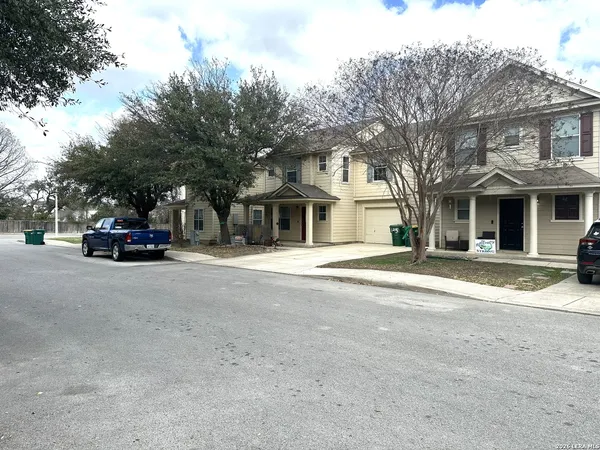 $1,950 | 125 Hampton Way, Boerne, TX 78006