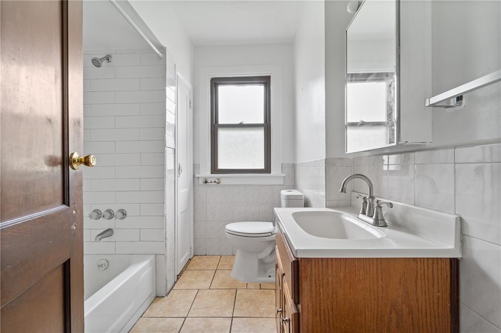 2634 Library Road Pittsburgh, PA 15234 - Photo 14 of 27 Gallery Image 14