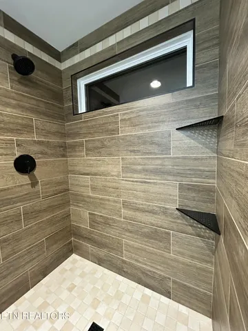 $299,900 | 6307 Osage Road, Crossville, TN 38572