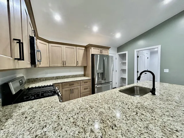 $299,900 | 6307 Osage Road, Crossville, TN 38572