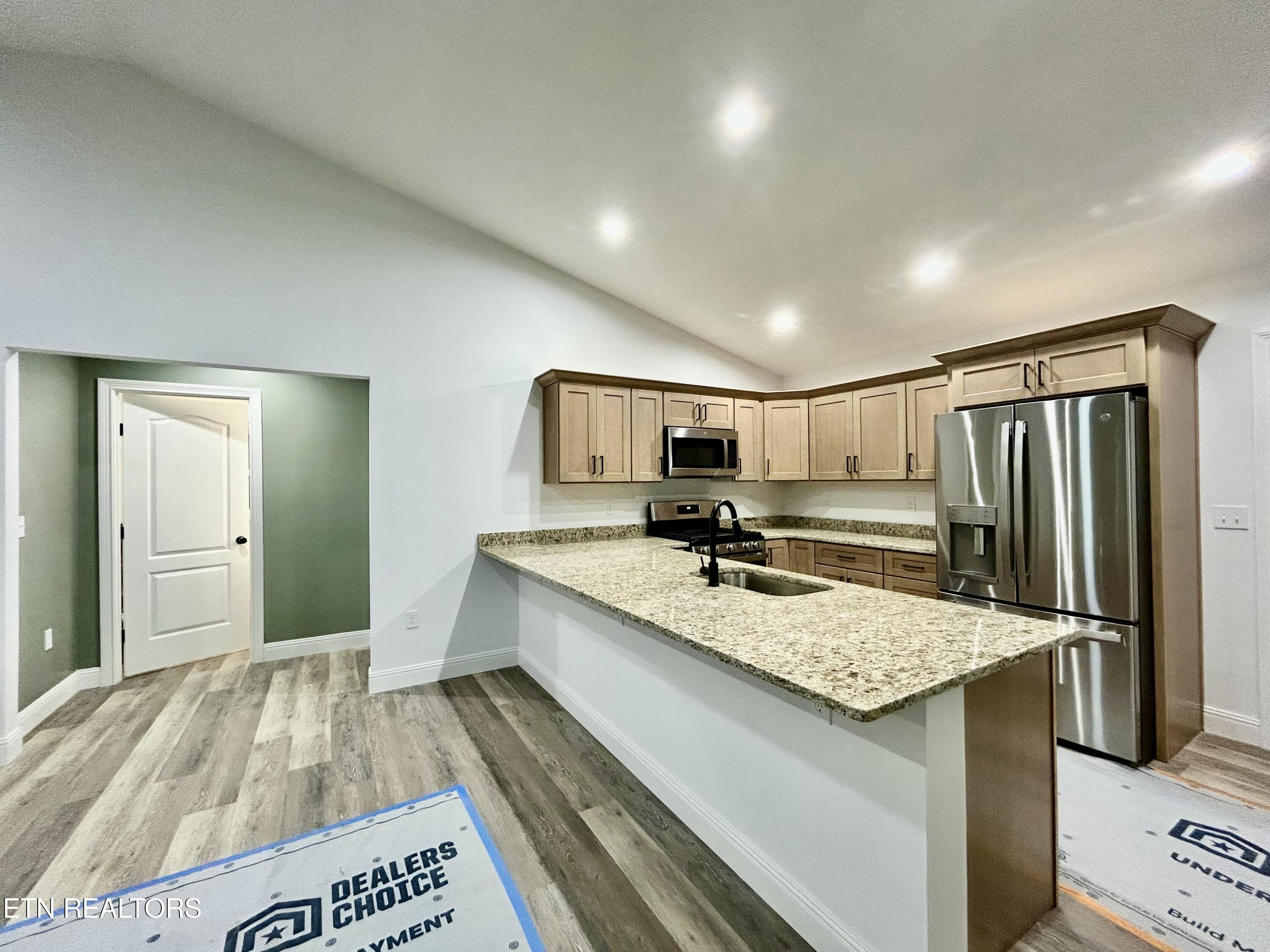 6307 Osage Road Crossville, TN 38572 - Photo 5 of 40 IMG_3161