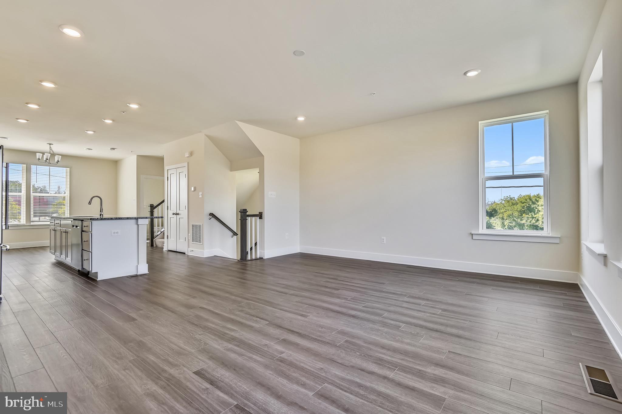 16601 Anegada Drive Accokeek, MD 20607 - Photo 8 of 17 Great Room